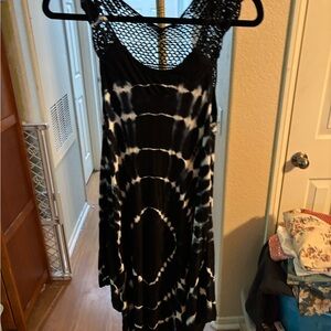 Blue India Boutique Black and White Asymmetrical Dress S/M EUC